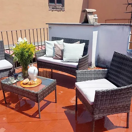 Quiet Nest In Campo De' Fiori Апартаменты *